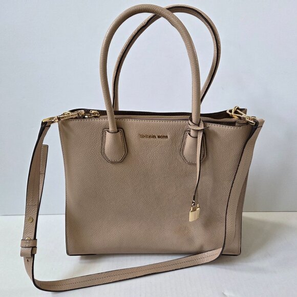 Michael Kors Mercer Medium Beige Pebbled Leather Accordian Tote Crossbody Bag - Picture 1 of 16